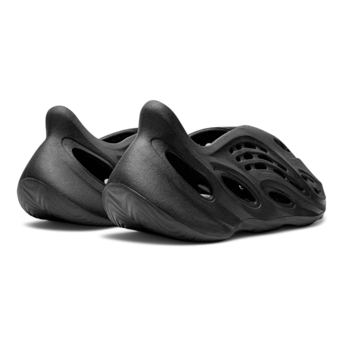 Adidas Yeezy Foam RNR 'Onyx'