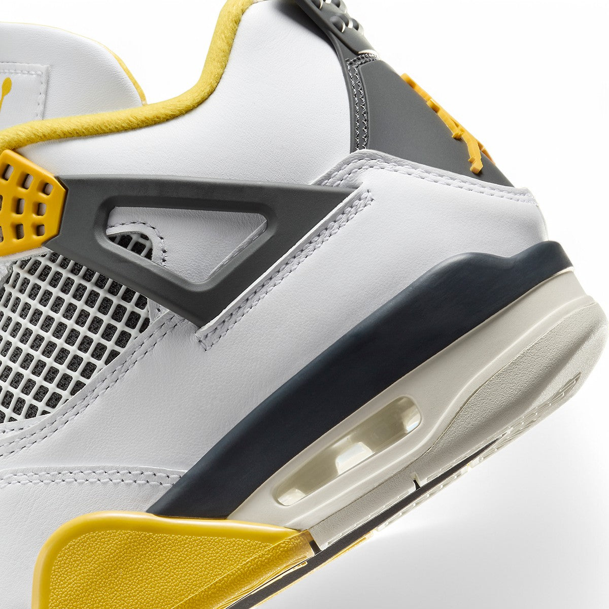 Air Jordan 4 Retro 'Vivid Sulfur'