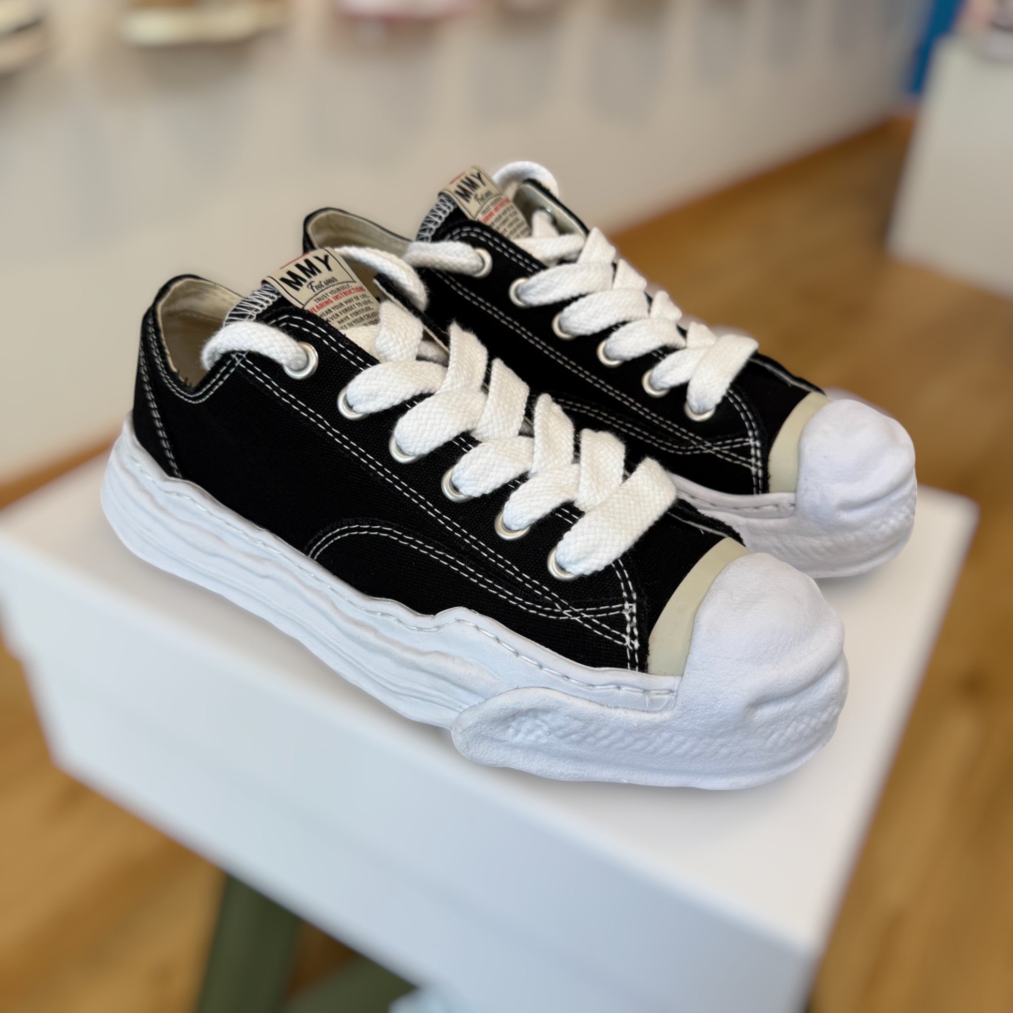 Maison Mihara Yasuhiro 'Black Hank Chunky' 41 - USADO