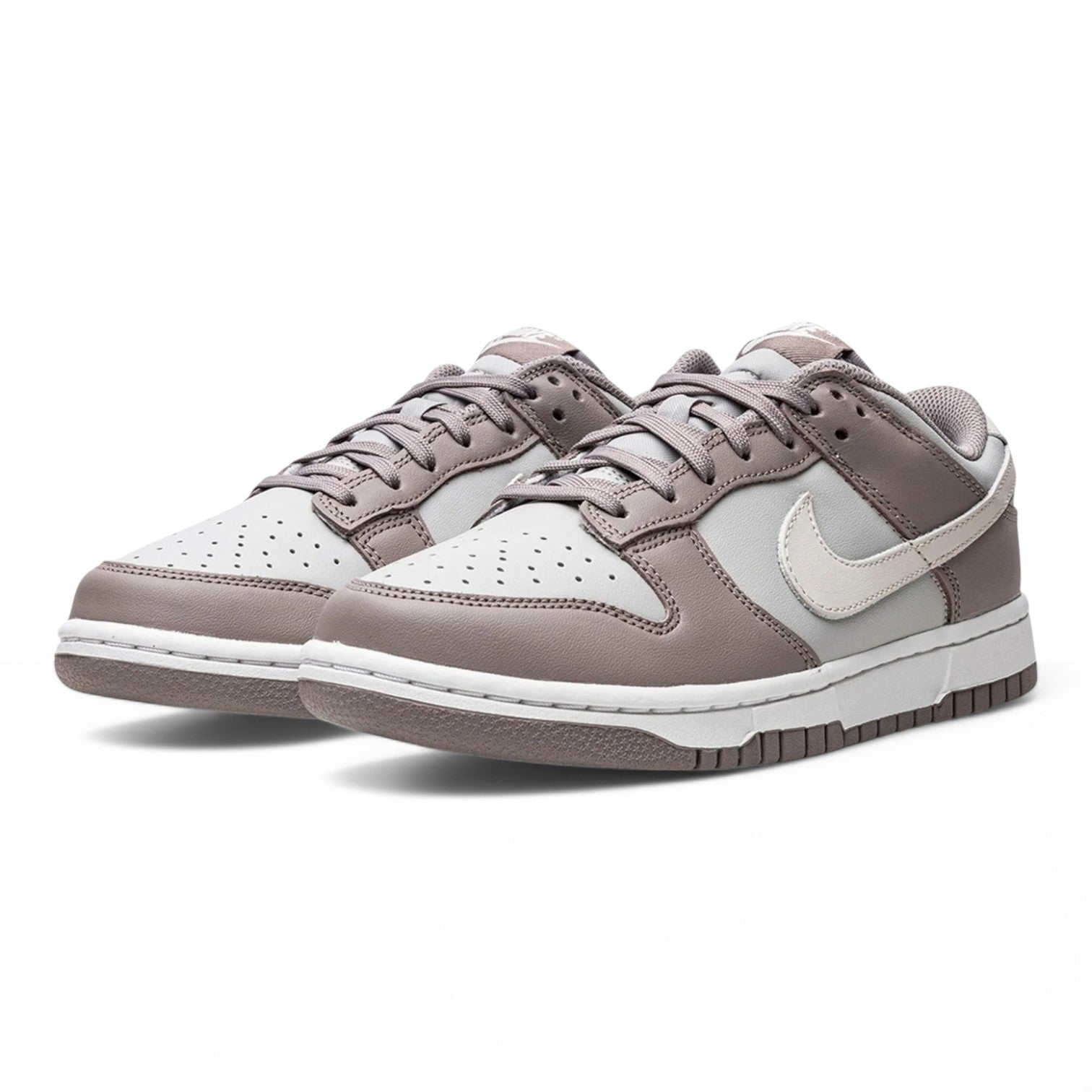 Nike Dunk Low 'Bone Beige'
