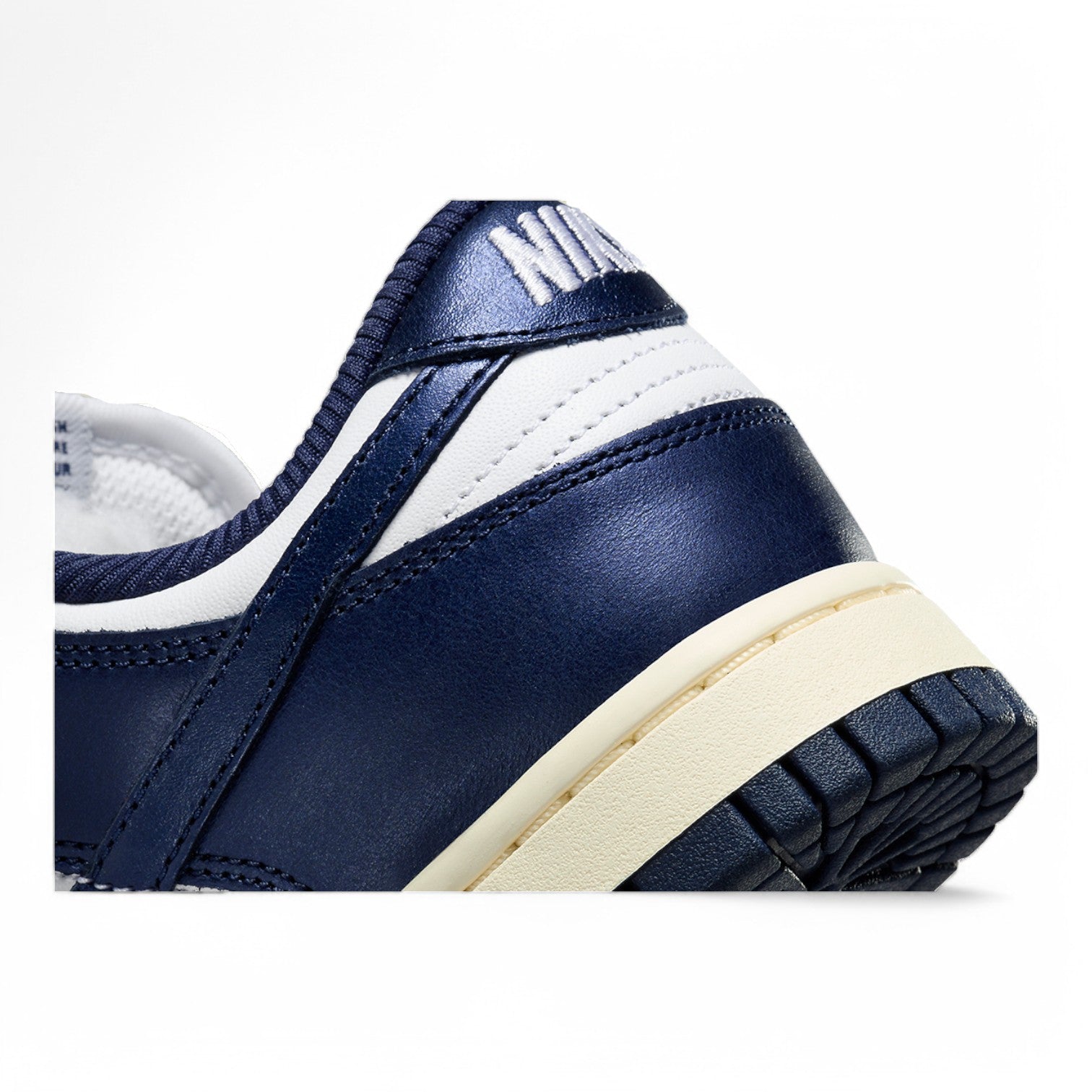 Nike Dunk Low PRM 'Vintage Navy'