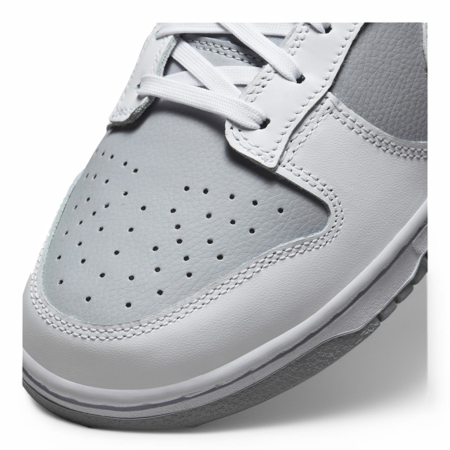 Nike Dunk Low Retro 'White Grey'