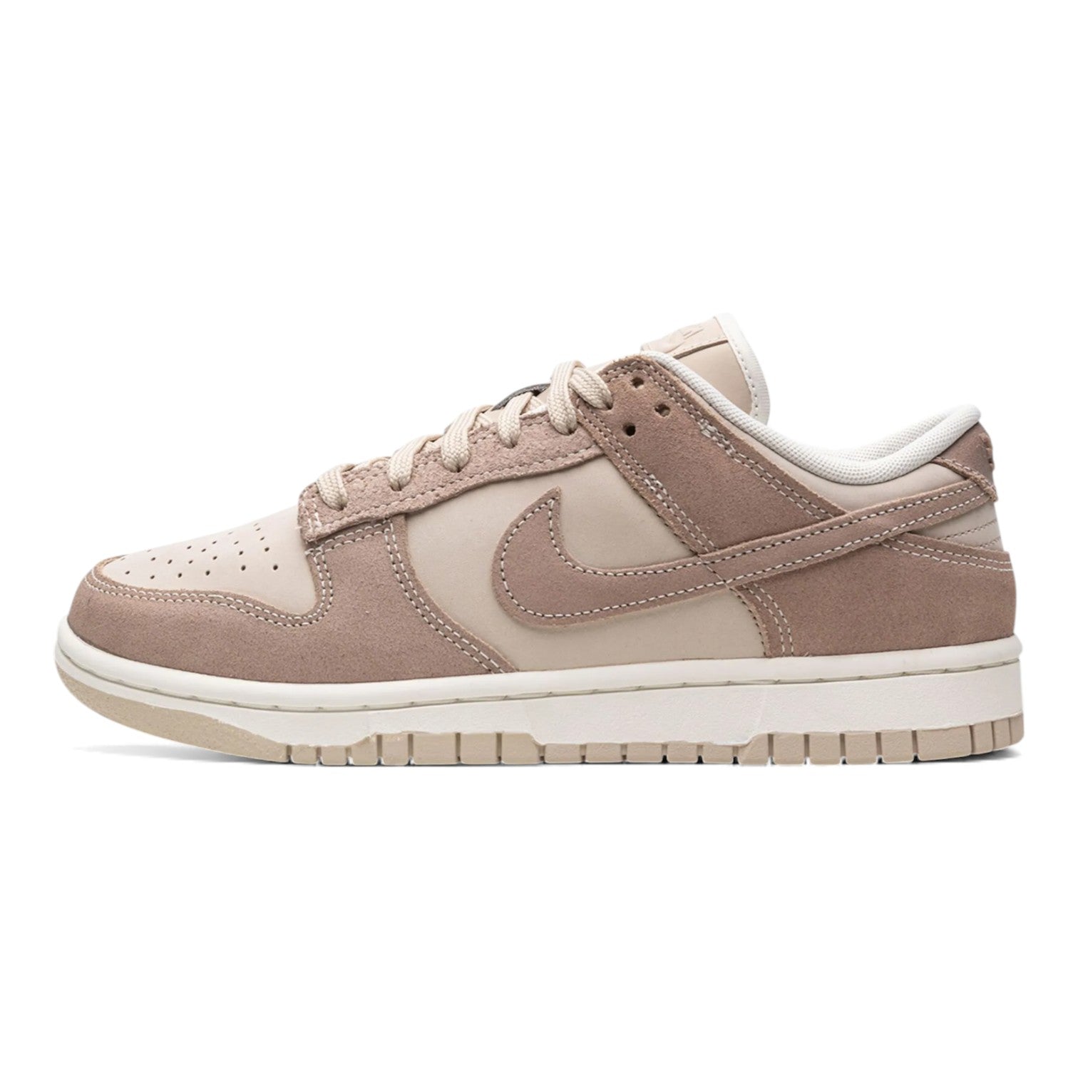 Nike Dunk Low SE 'Sanddrift'