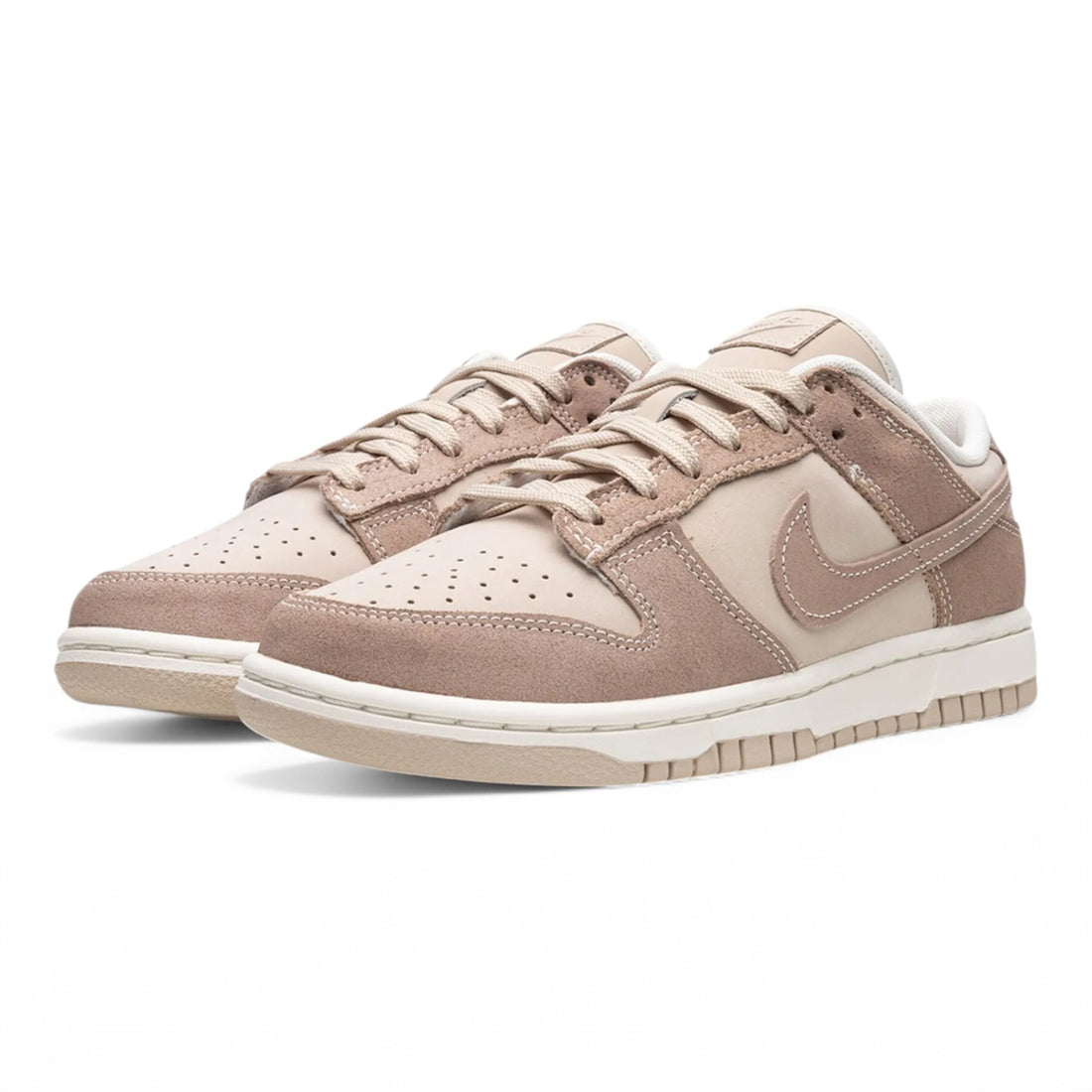 Nike Dunk Low SE 'Sanddrift'