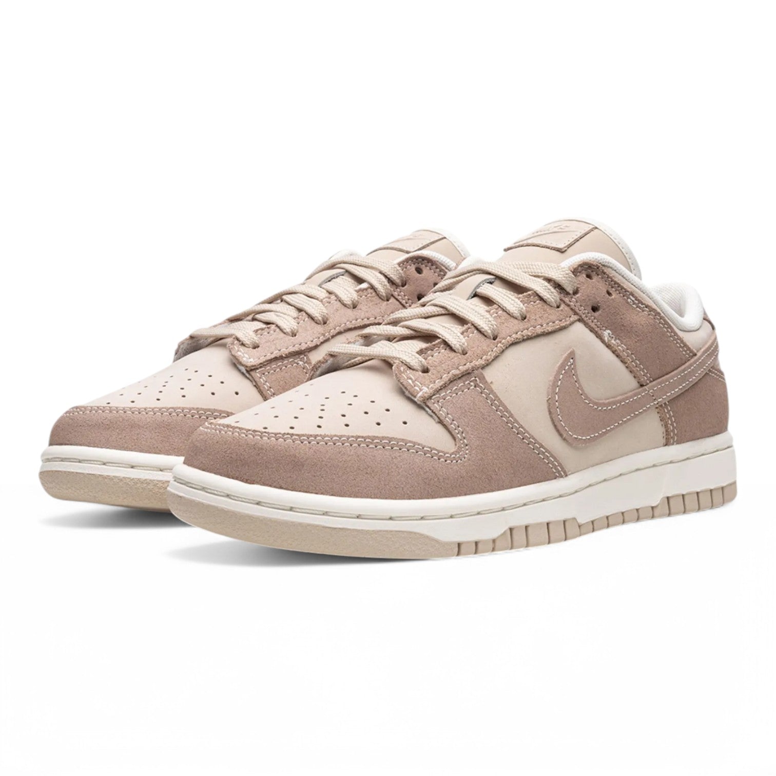Nike Dunk Low SE 'Sanddrift'
