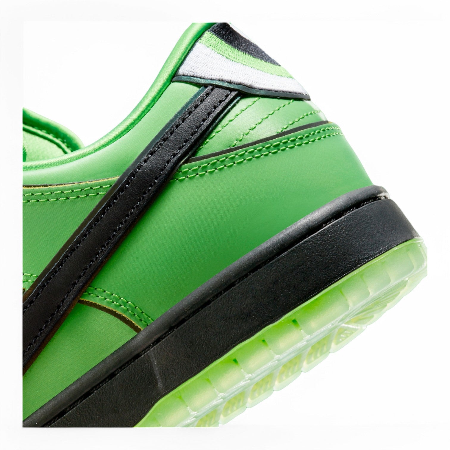 Nike SB Dunk Low 'The Powerpuff Girls Buttercup'