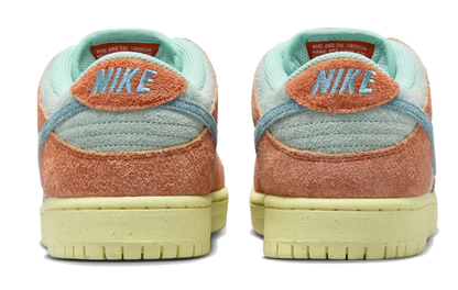 Nike SB Dunk Low Orange Emerald Rise