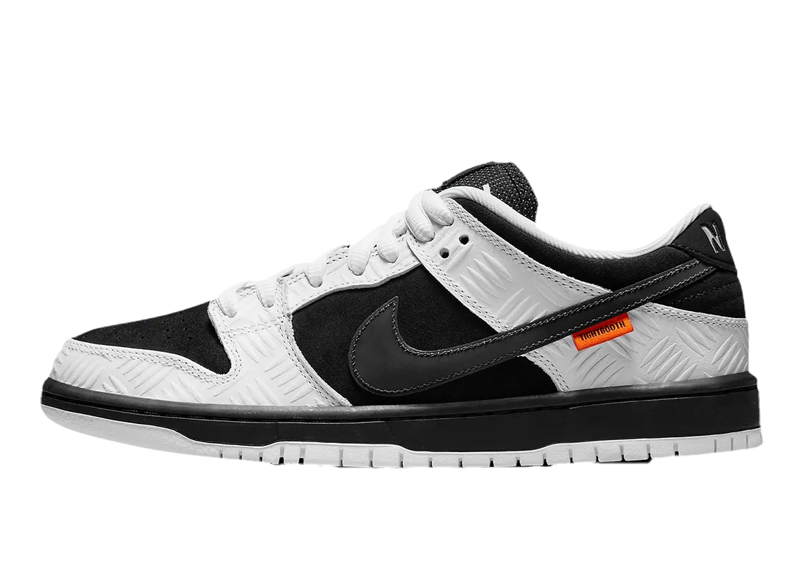 Nike SB Dunk Low Tightbooth