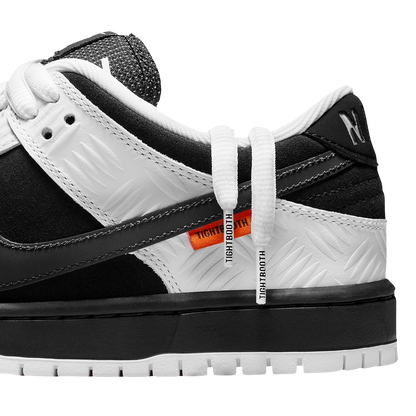 Nike SB Dunk Low Tightbooth